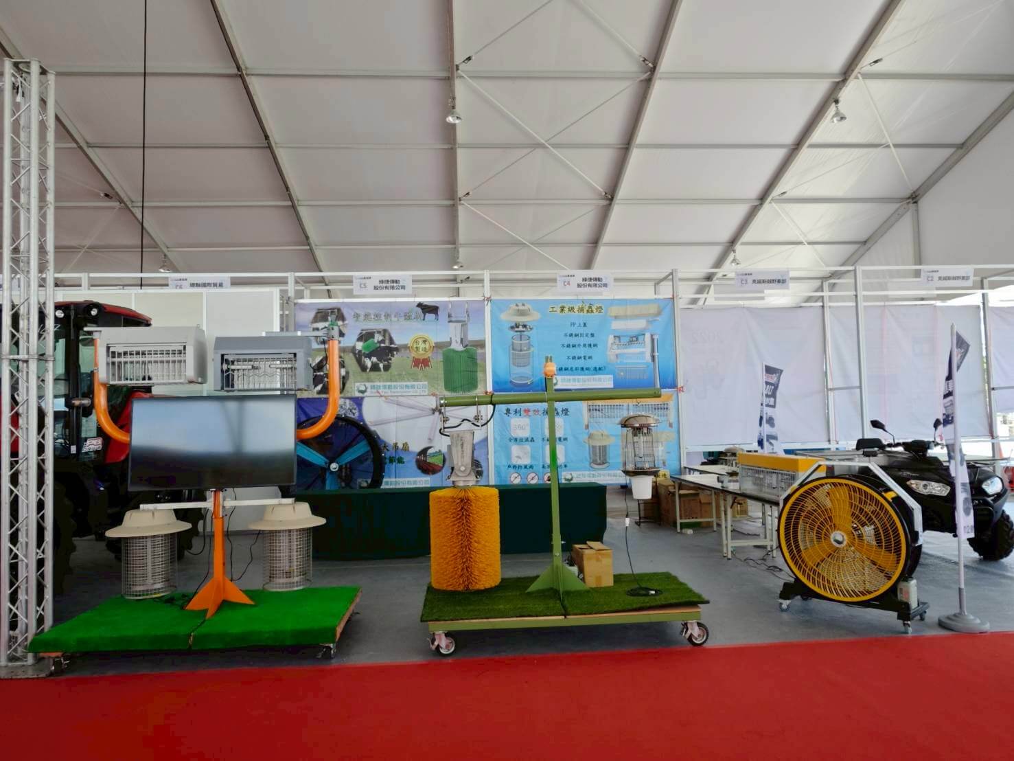 exhibition-gallery-1